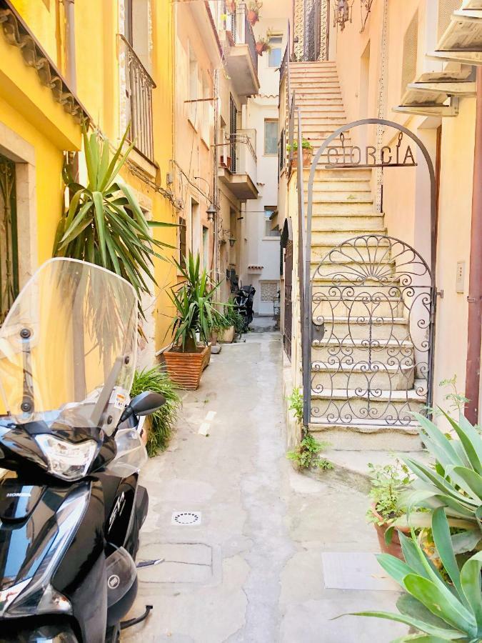 Beautiful Appartement Taormina Buitenkant foto