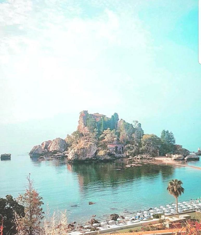 Beautiful Appartement Taormina Buitenkant foto